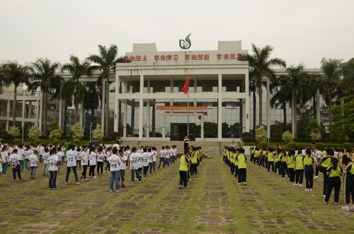 大岭山连平小学